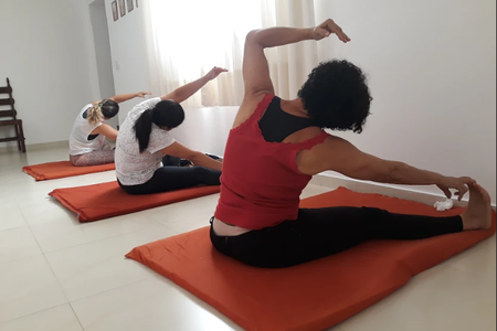 Satyam Espaço de Yoga