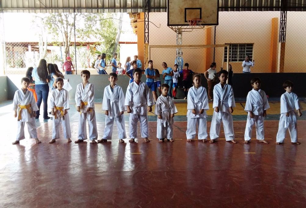 Academia Senshi Karatê Shotokan Quintinos Conjunto Habitacional Presidente Castelo Branco