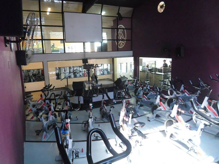 Academia Marathon Wellness - Distrito Industrial Domingos