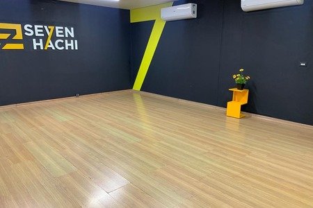 Studio Seven Hachi