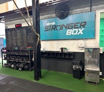 Stronger Box Cross Training