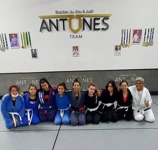 Academia Antunes Team