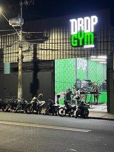 Drop Gym Academia
