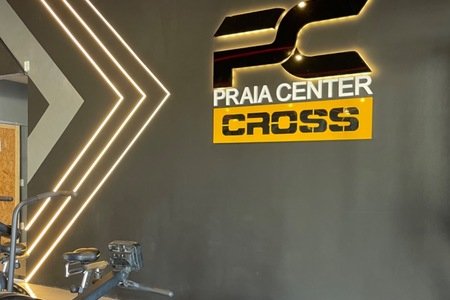 Praia Center Cross