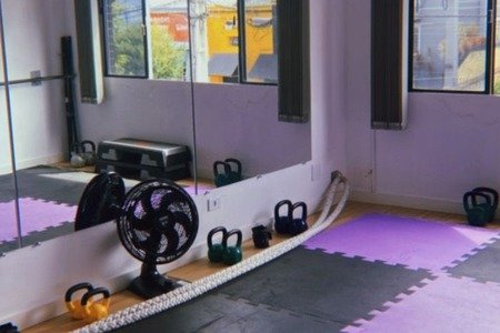 Studio Adriele Loezer: Especialista em Pilates e Treinamento Funcional
